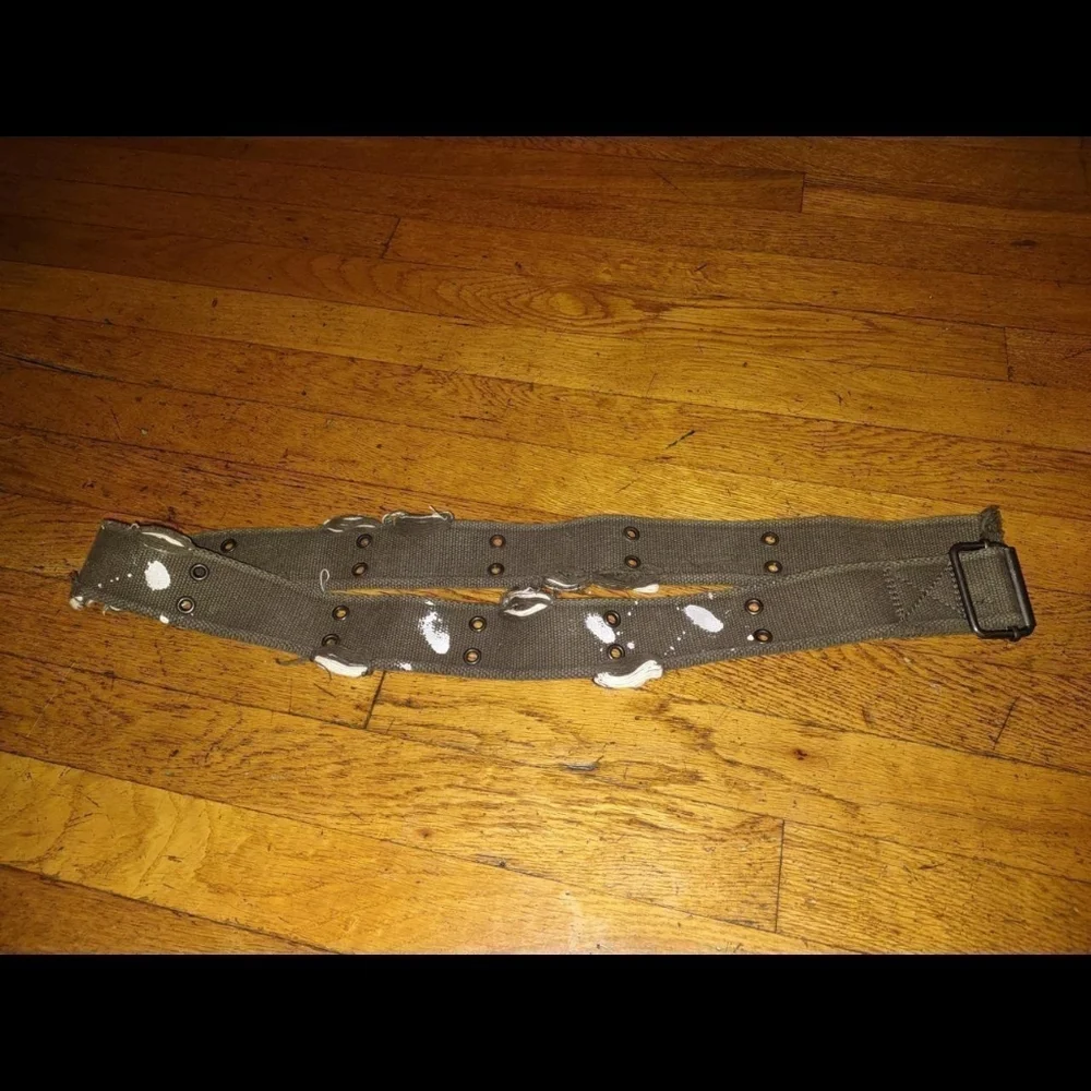 retro grunge / punk / scene /cyber aesthetic distressed belt